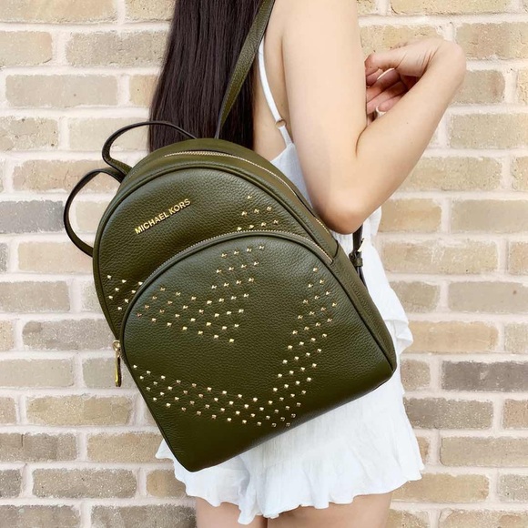 Gaby’sBags👜💕Michael Kors Backpack 🎒 - Picture 2 of 6